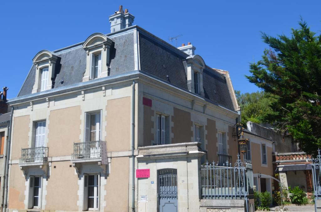 Lit En Loire Saint-Cyr-sur-Loire Exterior foto